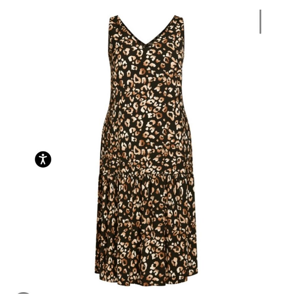 City Chic $109 Refinity Women's leopard Print Tiered Dress Safari Sz 16 NWT
